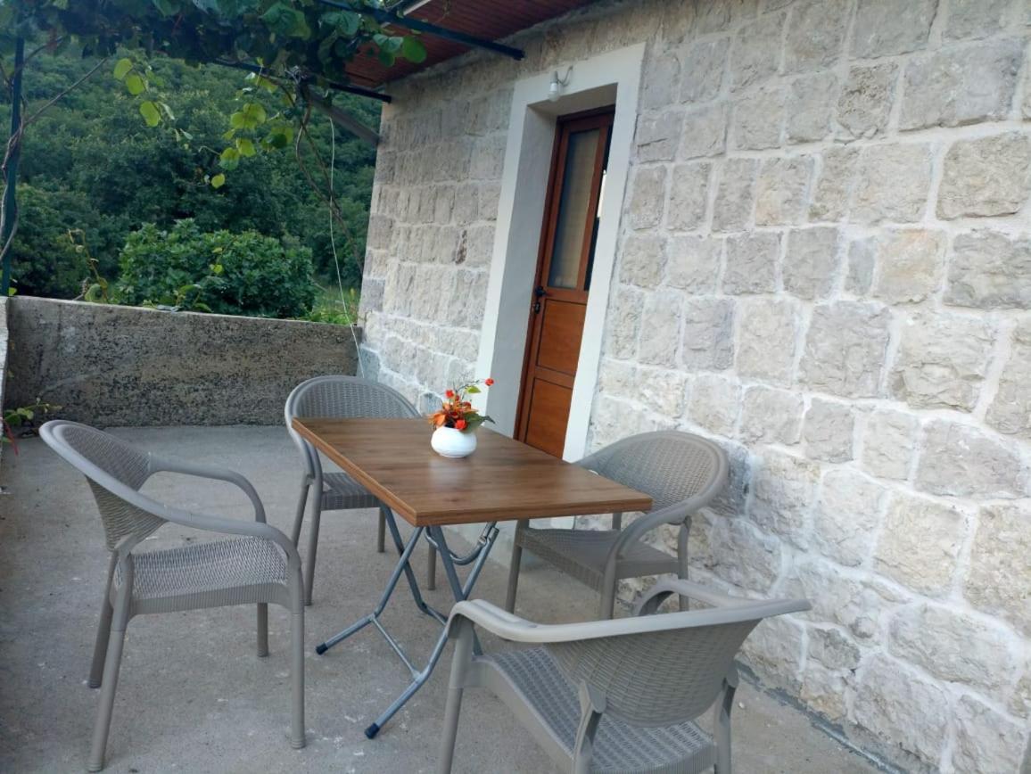 Rustic Stone House Villa Bar Exteriör bild